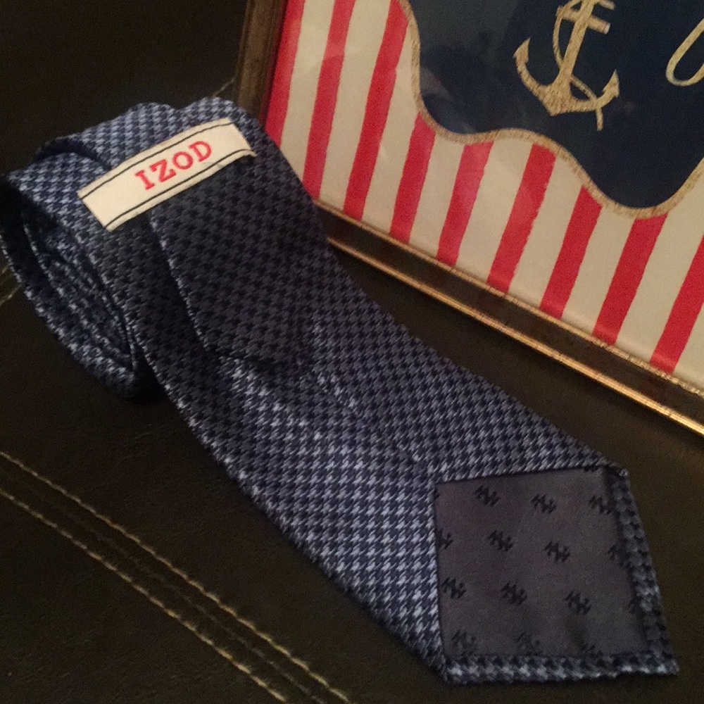 IZOD Necktie 👔